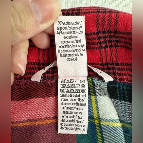 Victoria’s Secret flannel red plaid sleep romper size XS - Picture 10 of 11
